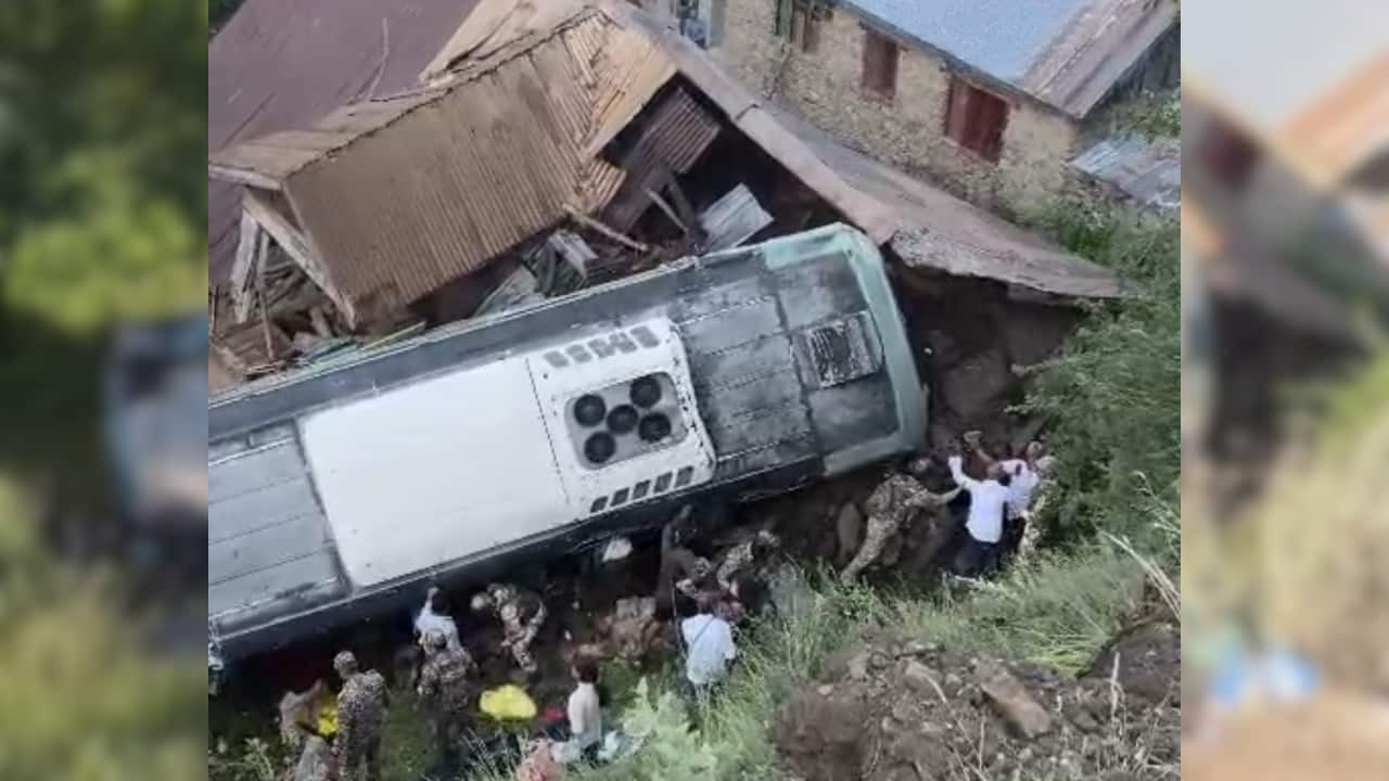 39 injured after a bus carrying Amarnath yatris skids off road in J&K’s Ganderbal