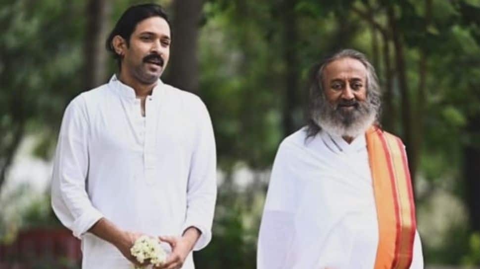 Vikrant Massey will mesmerise audiences as Sri Sri Ravi Shankar in White, says producer Mahaveer Jain