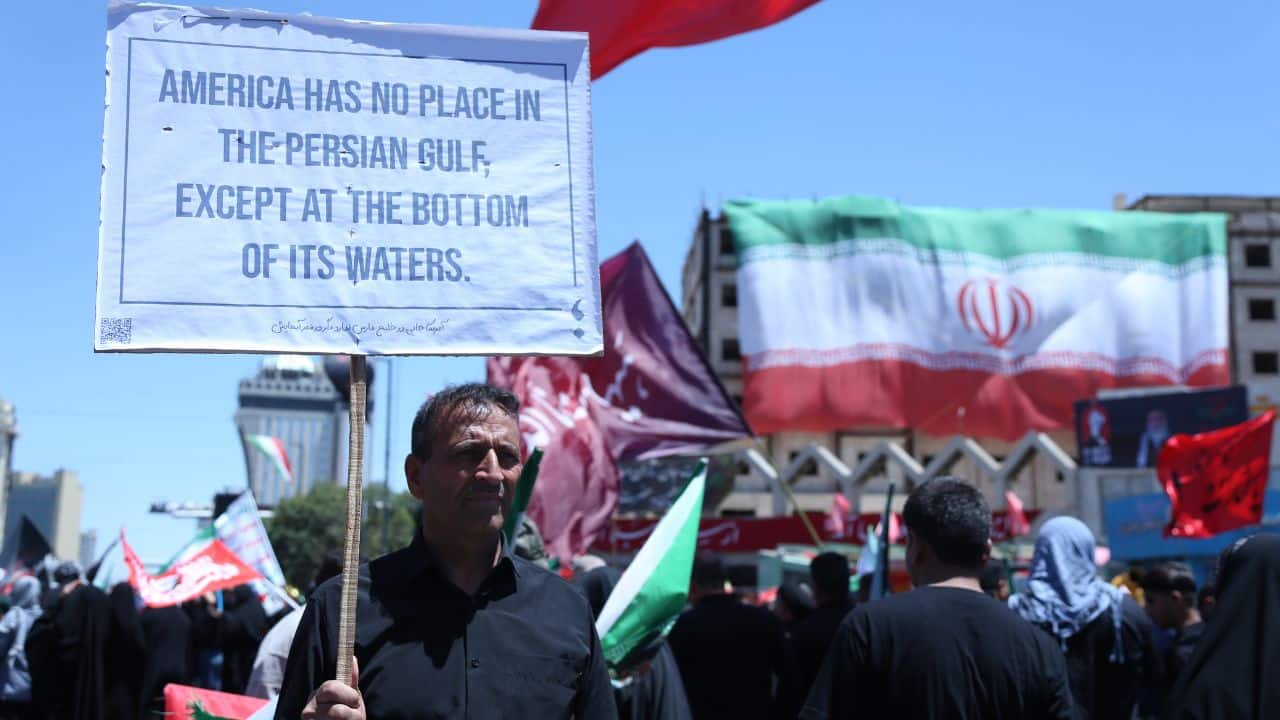 What is keeping Iranian economy alive despite months of war, sanctions and military expenses?