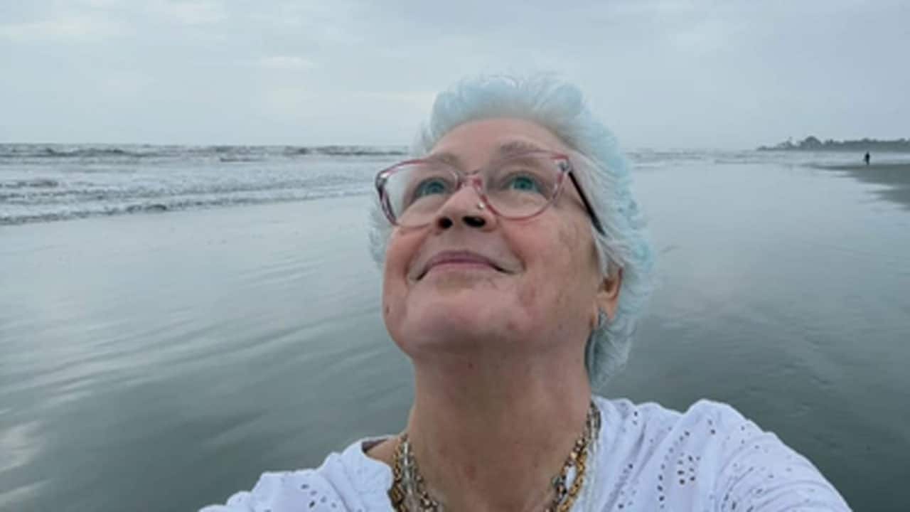 Nafisa Ali embraces hope and healing after 10th chemotherapy with a beach walk in Goa