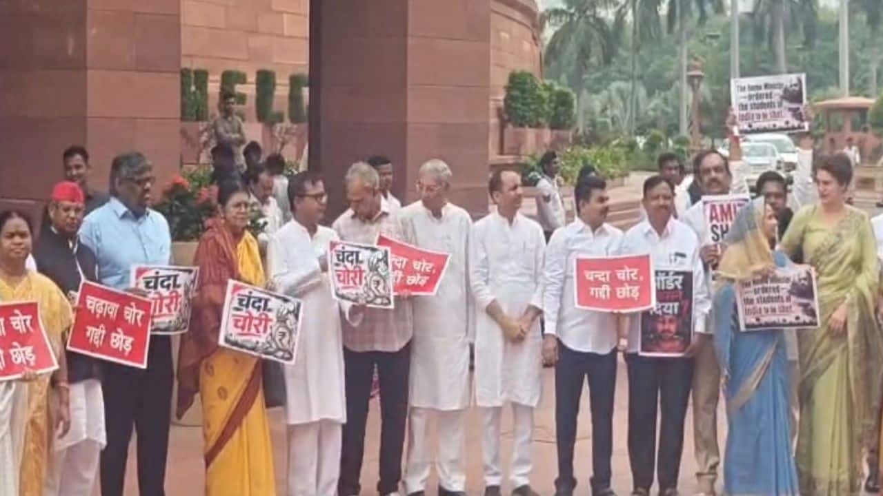 Opposition MPs stage protest at Parliament over police action on students and Ram Temple donations theft