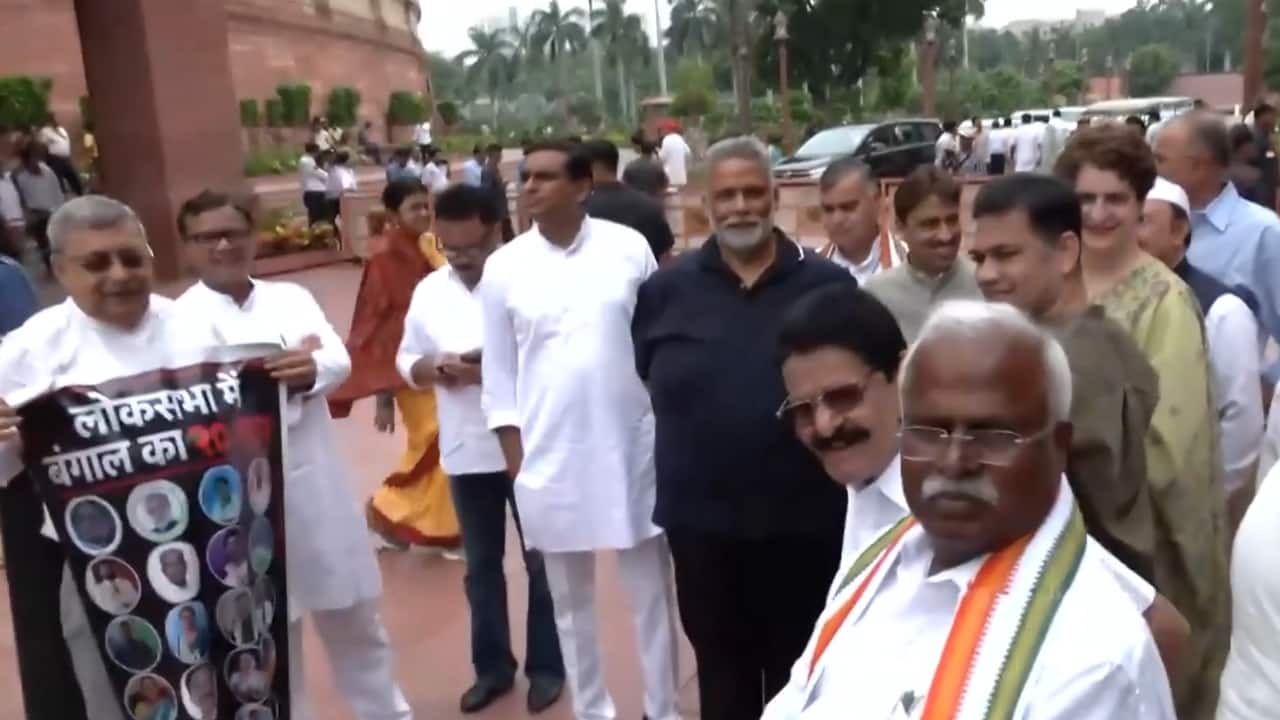 Priyanka Gandhi, Kalyan Banerjee exchange remarks over TMC, Congress rebels