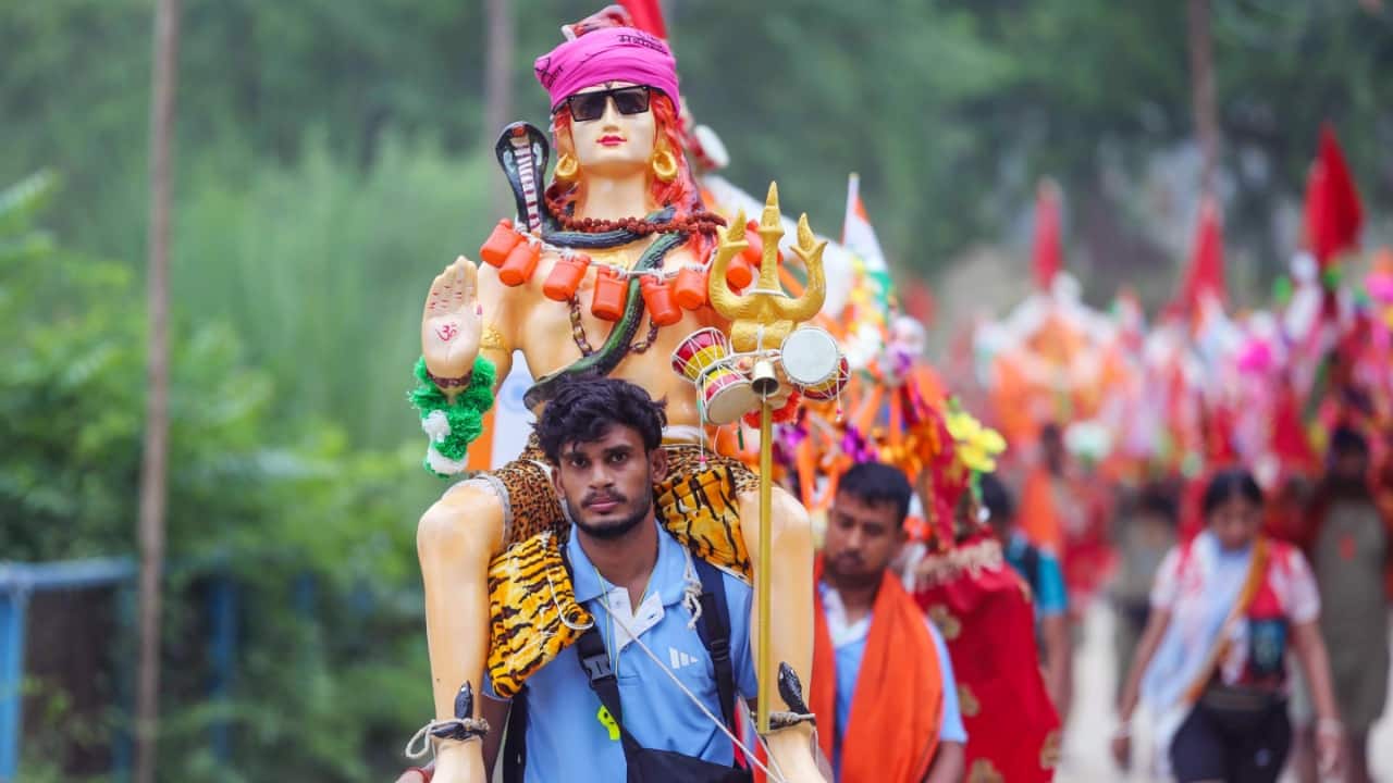 Kanwar Yatra: How the ancient Bol Bam Yatra evolved—and why it triggers modern traffic & noise debates | EXPLAINED