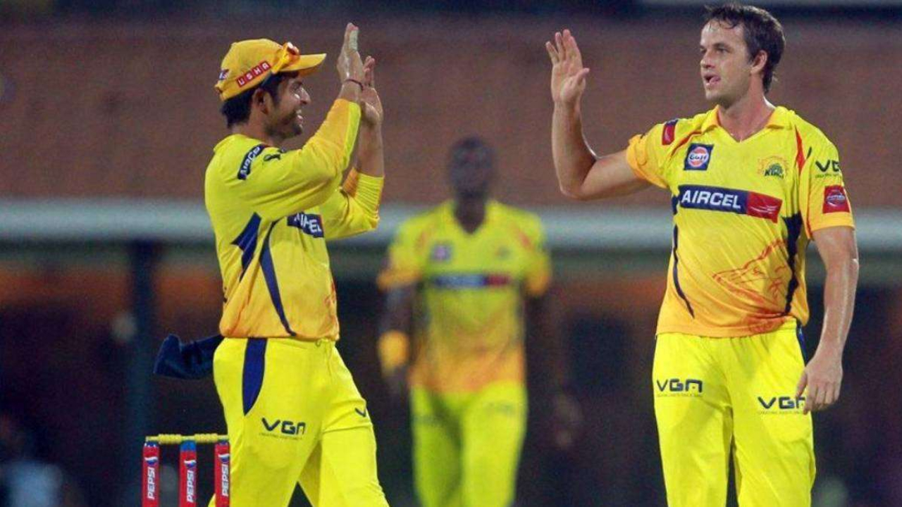 MS Dhoni's ex-teammate appointed Super Kings head coach as Stephen Fleming steps down MS Dhoni's ex-teammate appointed Super Kings head coach as Stephen Fleming steps down