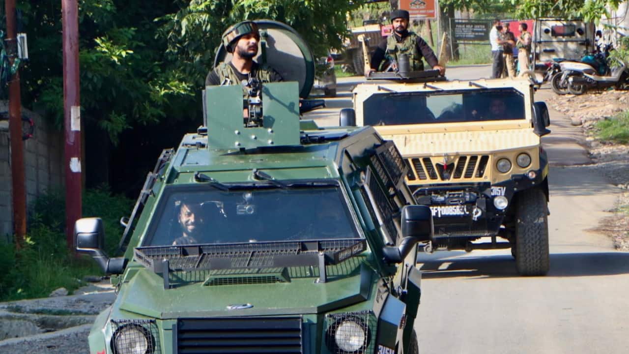 Kashmir attack: Terrorists target non-local workers in Kulgam; 1 dead, area cordoned off