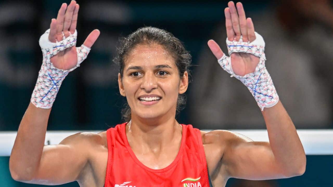 CWG 2026: Jaismine outclasses Michaela Walsh to win women's 57kg boxing gold for India