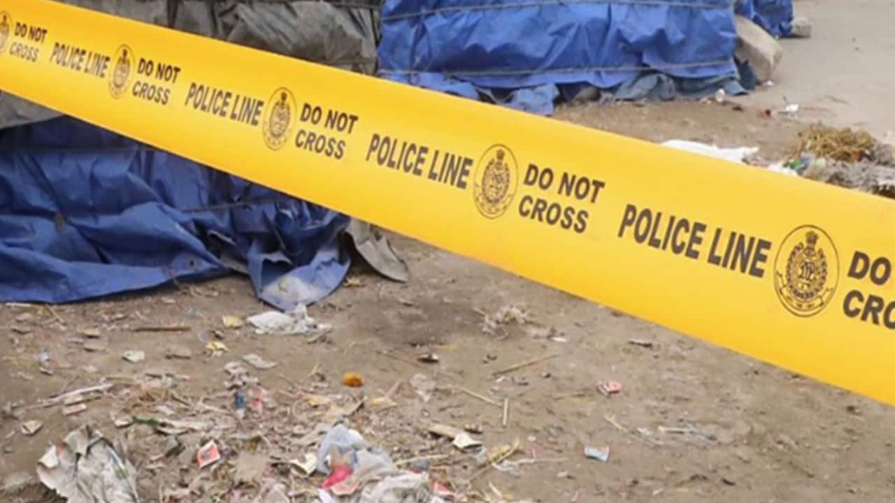 Tamil Nadu: Five killed as speeding car rams stationary lorry on Pollachi-Palani highway