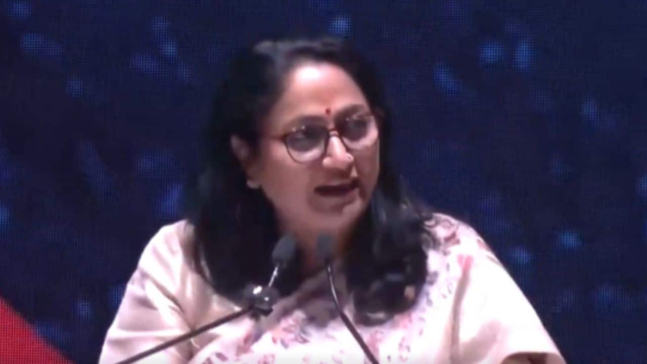 WATCH: Rekha Gupta, Ashish Sood attend Commonwealth Table Tennis Championships closing ceremony as India dominates medal tally