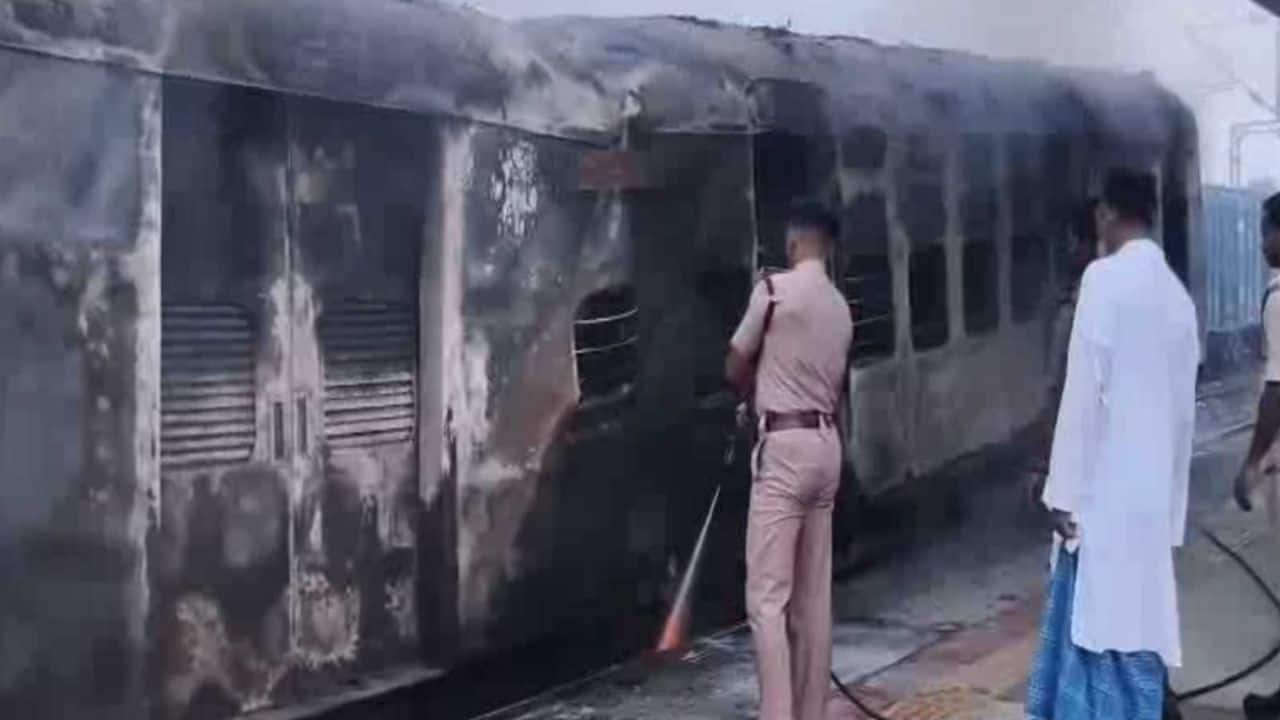 Samastipur–Saharsa train erupts in flames at Bihar station; dramatic visuals surface