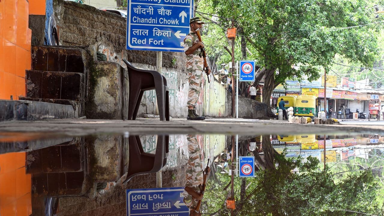 IMD red alert issued: Heavy rain, lightning and 60 kmph winds to hit multiple states - Full list of affected districts