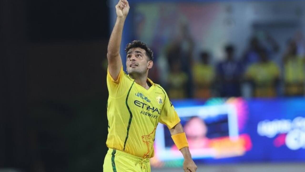 Anshul Kamboj & Rahul Chahar