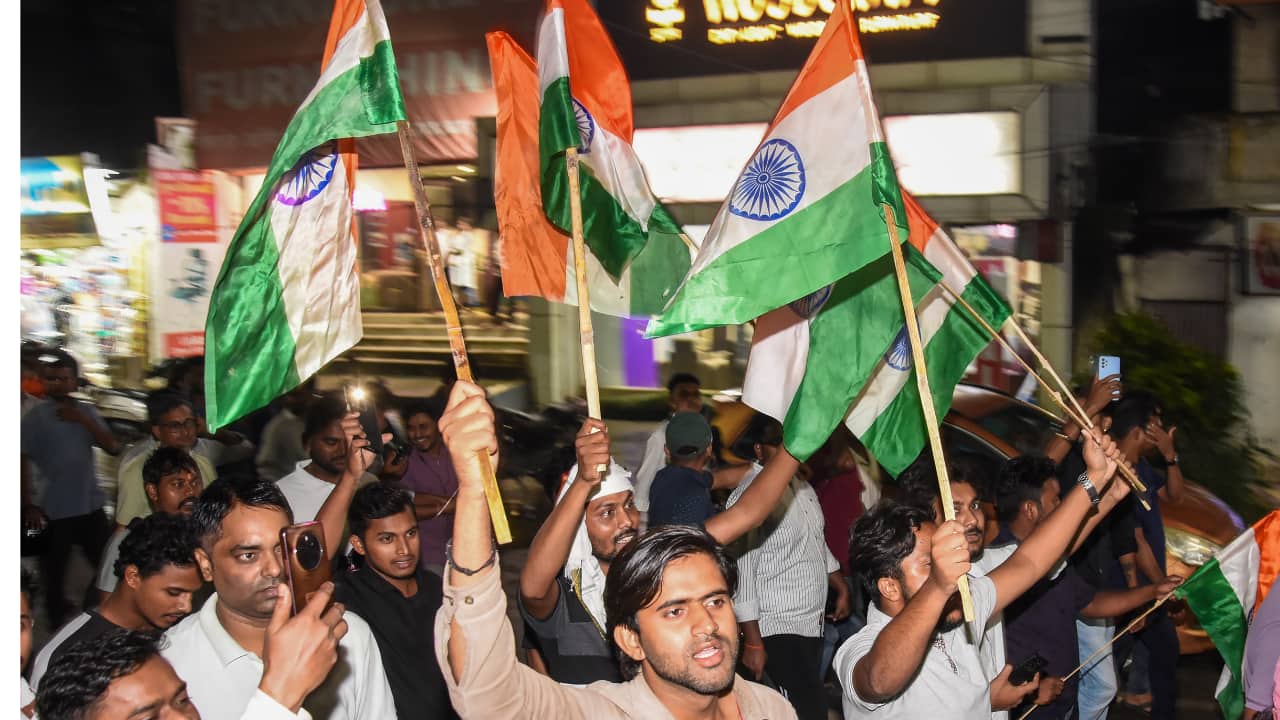 3 JPSC members resign amid student protest; Jharkhand Governor accepts resignations