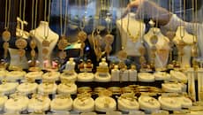 Gold rates dip amid market fluctuations