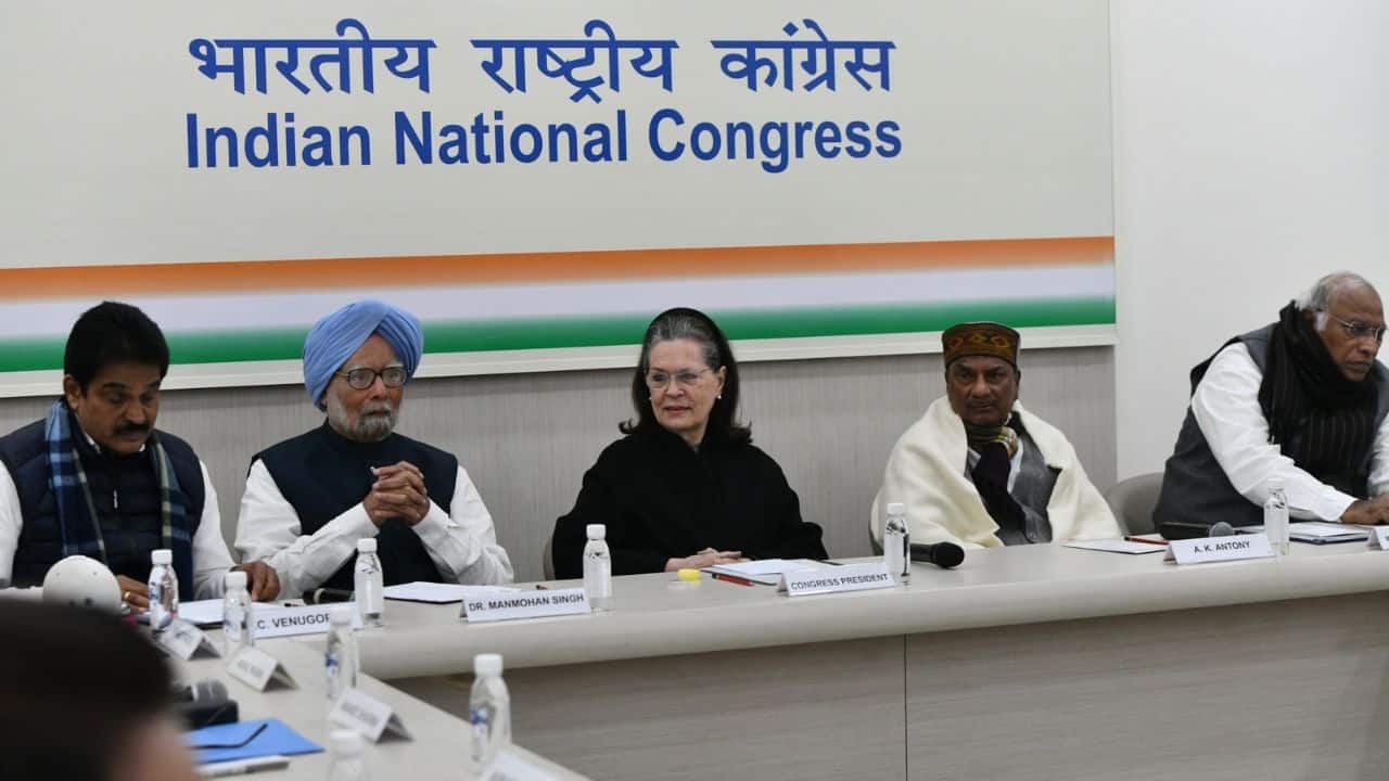 `History will remember him kindly`: Sonia Gandhi hails Manmohan Singh`s legacy after SC relief in coal case