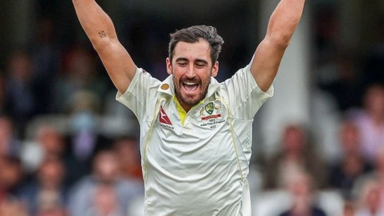 Mitchell Starc 'poetically' becomes leading wicket-taker among left arm bowlers on 'International Left-Handers Day' Mitchell Starc 'poetically' becomes leading wicket-taker among left arm bowlers on 'International Left-Handers Day'