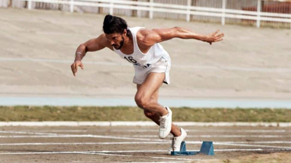 Dialogue of the day from Bhaag Milkha Bhaag, 'Jab tak saans hai...'
