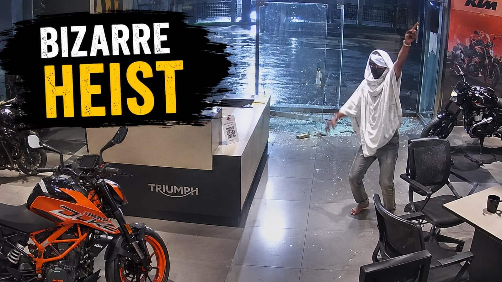 Varanasi bizarre burglary: Thief takes shower, dances, and steals Rs 4.71 lakh KTM bike from showroom | VIRAL VIDEO