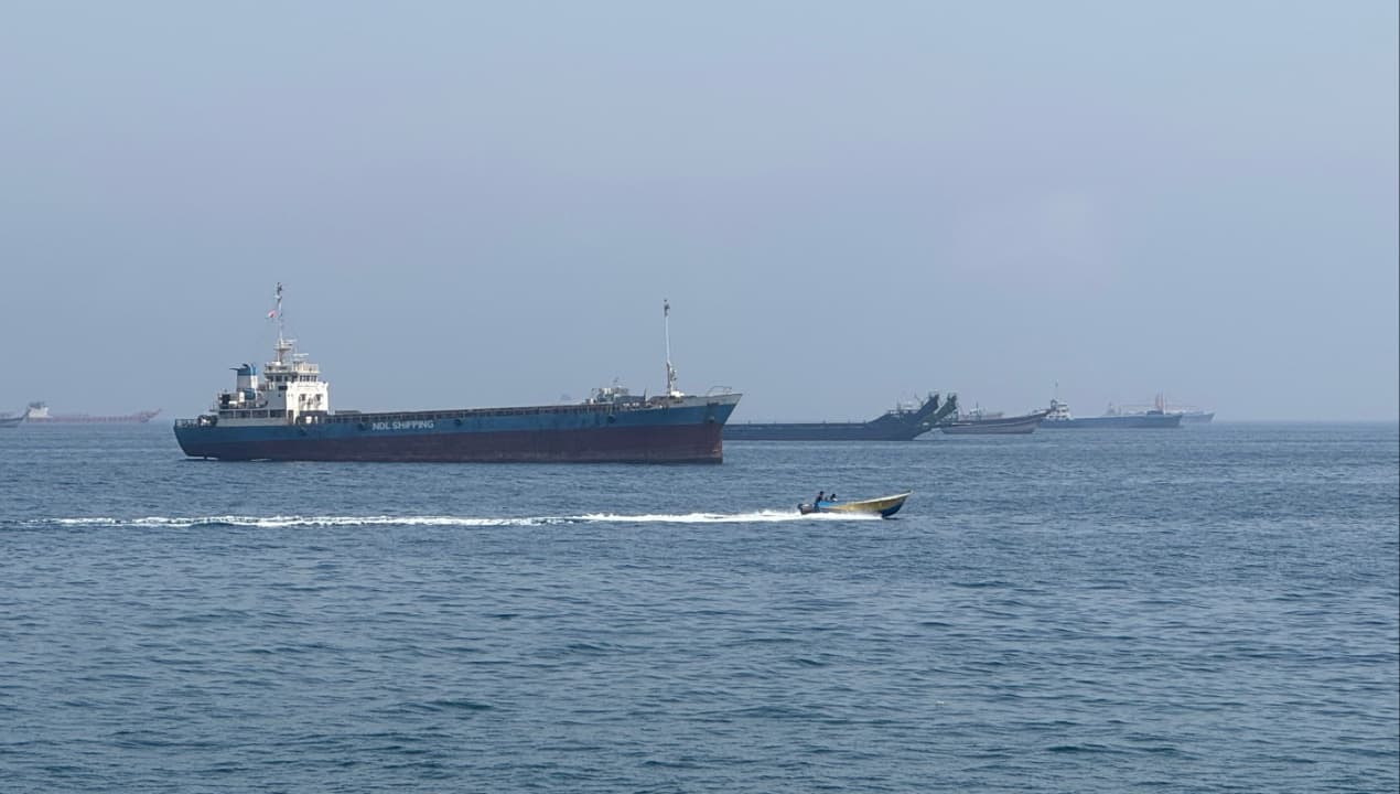 Two UAE-flagged tankers attacked while transiting Strait of Hormuz: Report