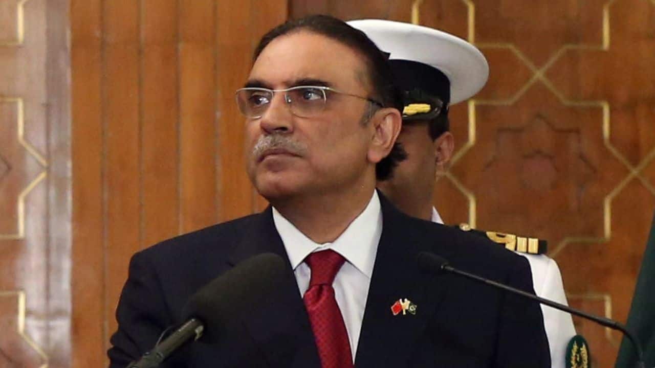 As Pakistan President claims Hindus prefer staying, Baloch leader calls nation a rogue state and offers seaports to India