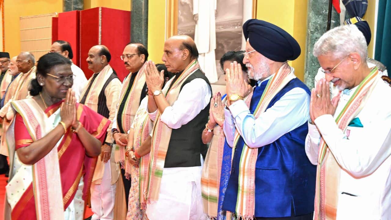 PM Modi, CJI Surya Kant attend President Murmu`s Independence Day reception