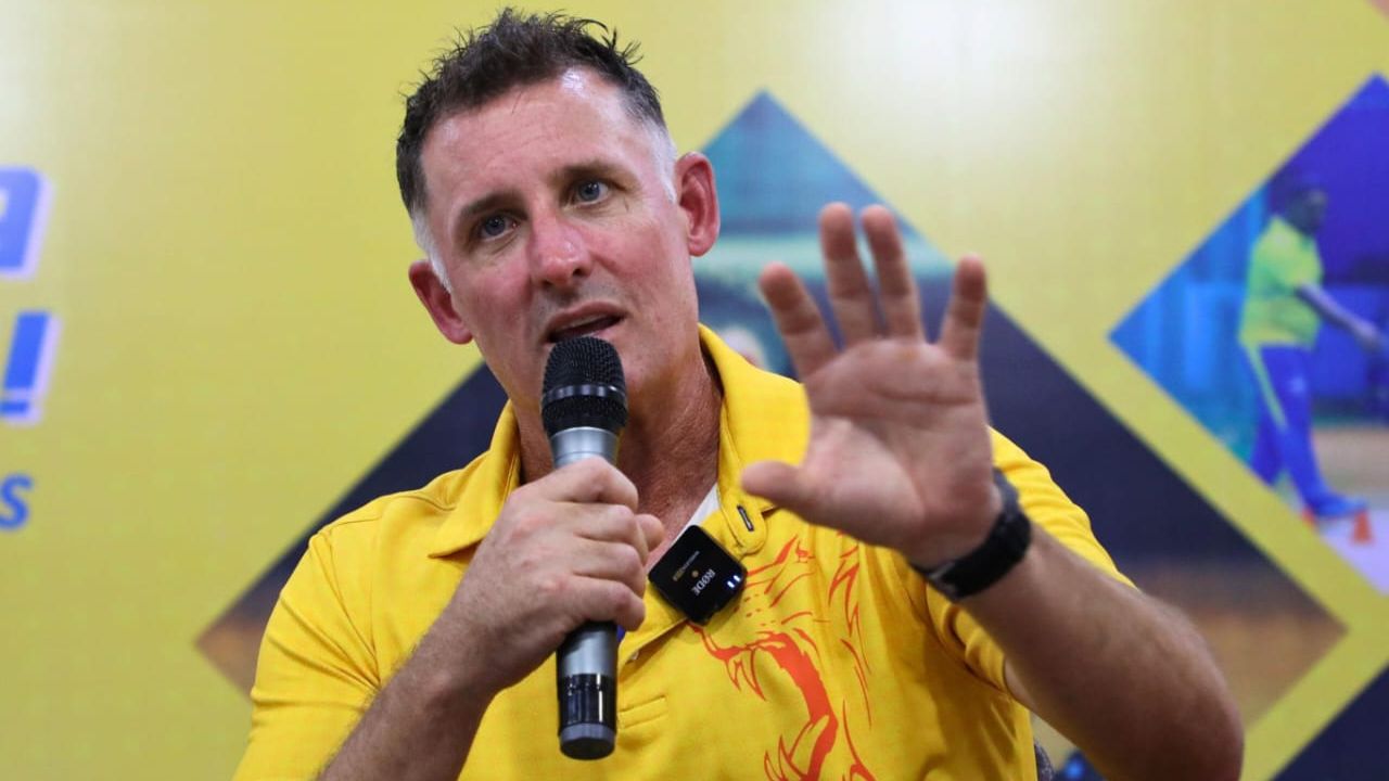 Michael Hussey considering England test batting coach role after Stephen Fleming approach Michael Hussey considering England test batting coach role after Stephen Fleming approach