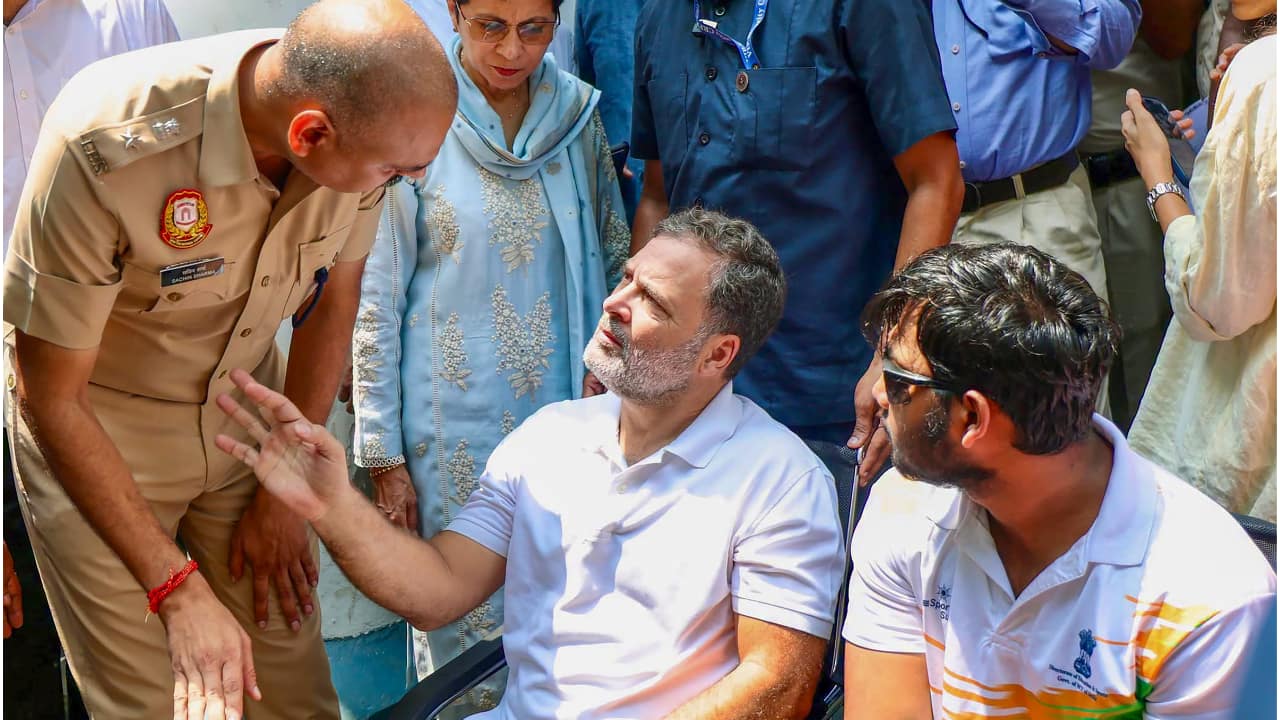 Delhi Police lodge FIR over alleged pellet gun use after Rahul Gandhi sit-in