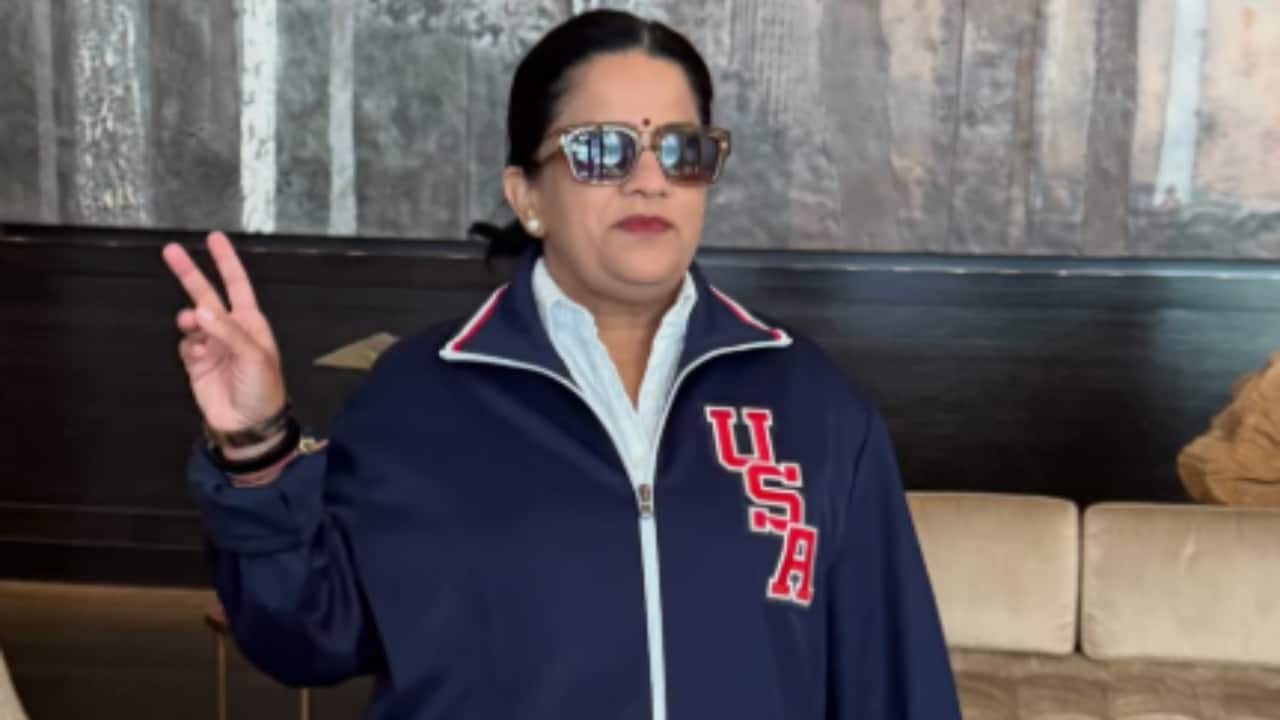 Comedian Zarna Garg alleges being locked in Berlin Hermès restroom for over an hour | WATCH