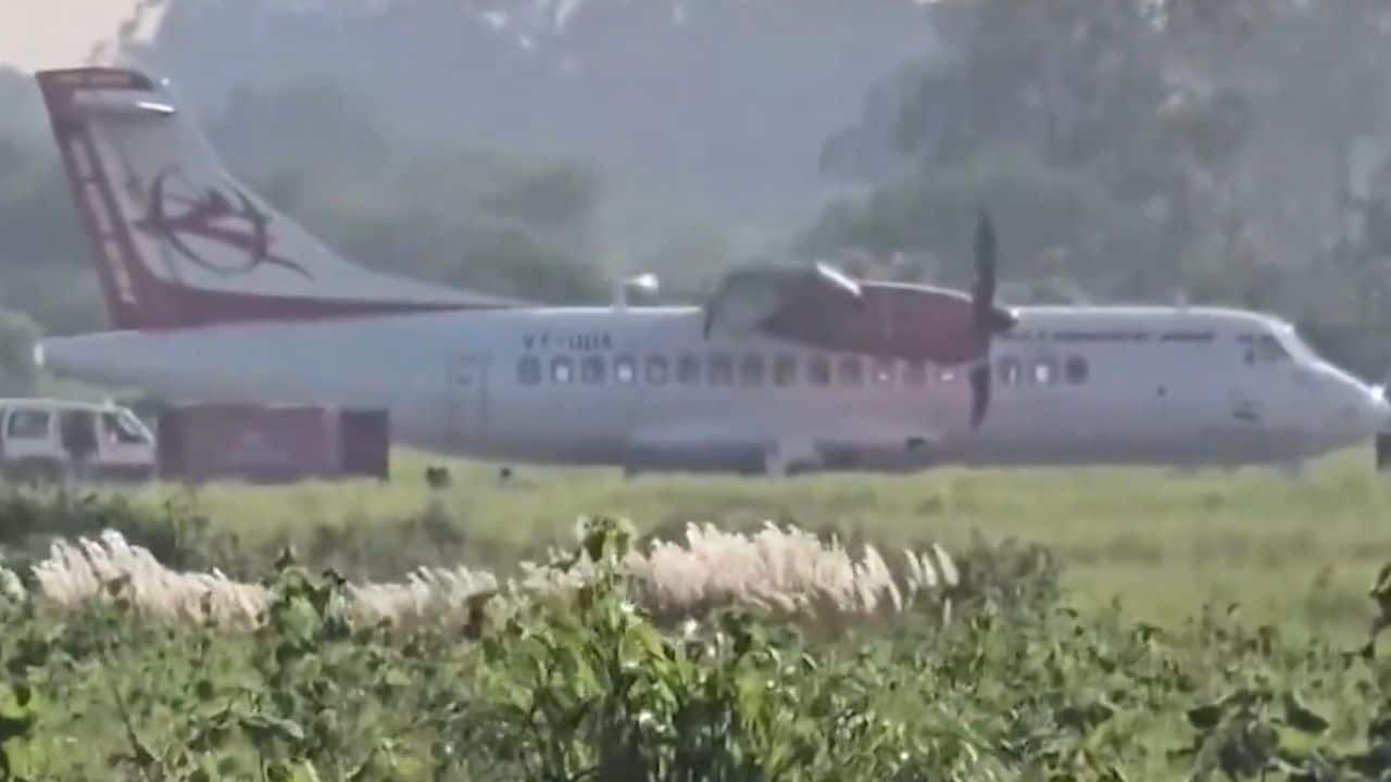 Delhi-Bilaspur Alliance Air flight suffers tyre burst during landing