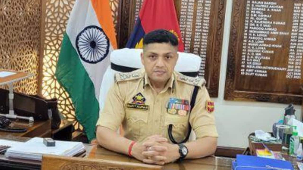 `Kashmir Police is always there for you`: New IGP Sujit Kumar Singh assures people