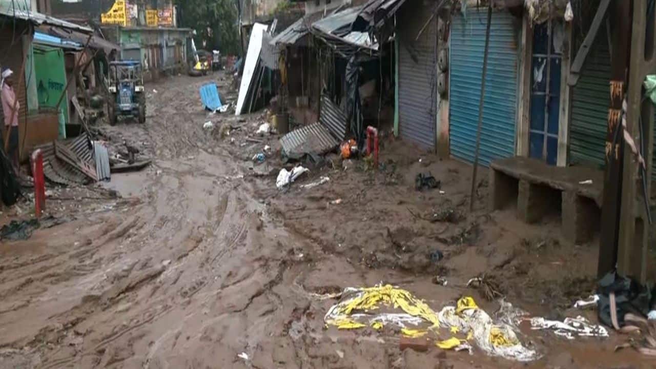 Chitrakoot flood horror: Families lose homes, livestock and food grains