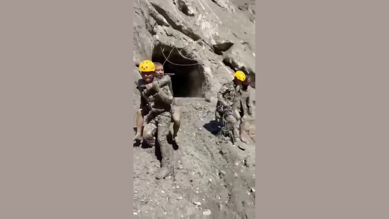 Nepal flash flood: 933 people feared trapped in hydropower tunnels – here’s how rescuers are trying to find them Nepal flash flood: 933 people feared trapped in hydropower tunnels – here’s how rescuers are trying to find them