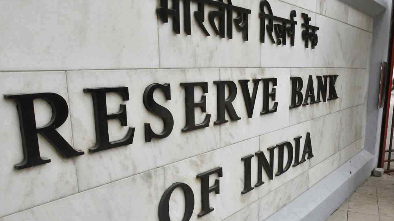 RBI names Suman Ray as new Executive Director; to oversee deposit insurance RBI names Suman Ray as new Executive Director; to oversee deposit insurance