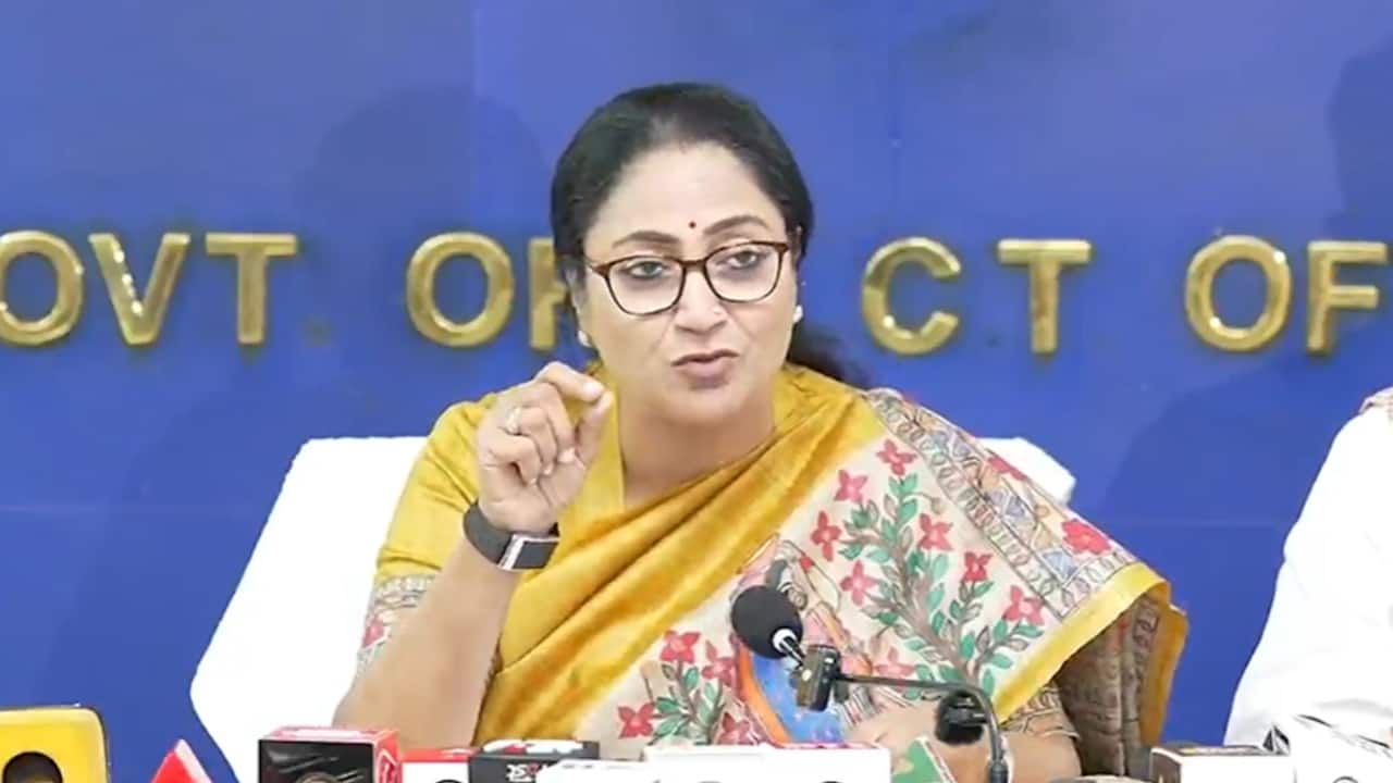 Delhi to add 500 MW rooftop solar by 2027 under new policy: CM Rekha Gupta