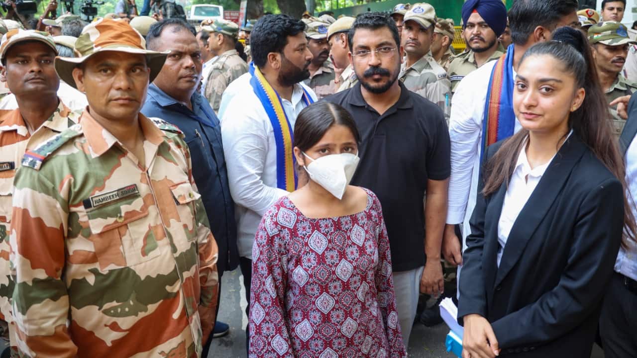 Activist Swatantra Bhardwaj detained in Bulandshahr over Jantar Mantar assault case after podcast row