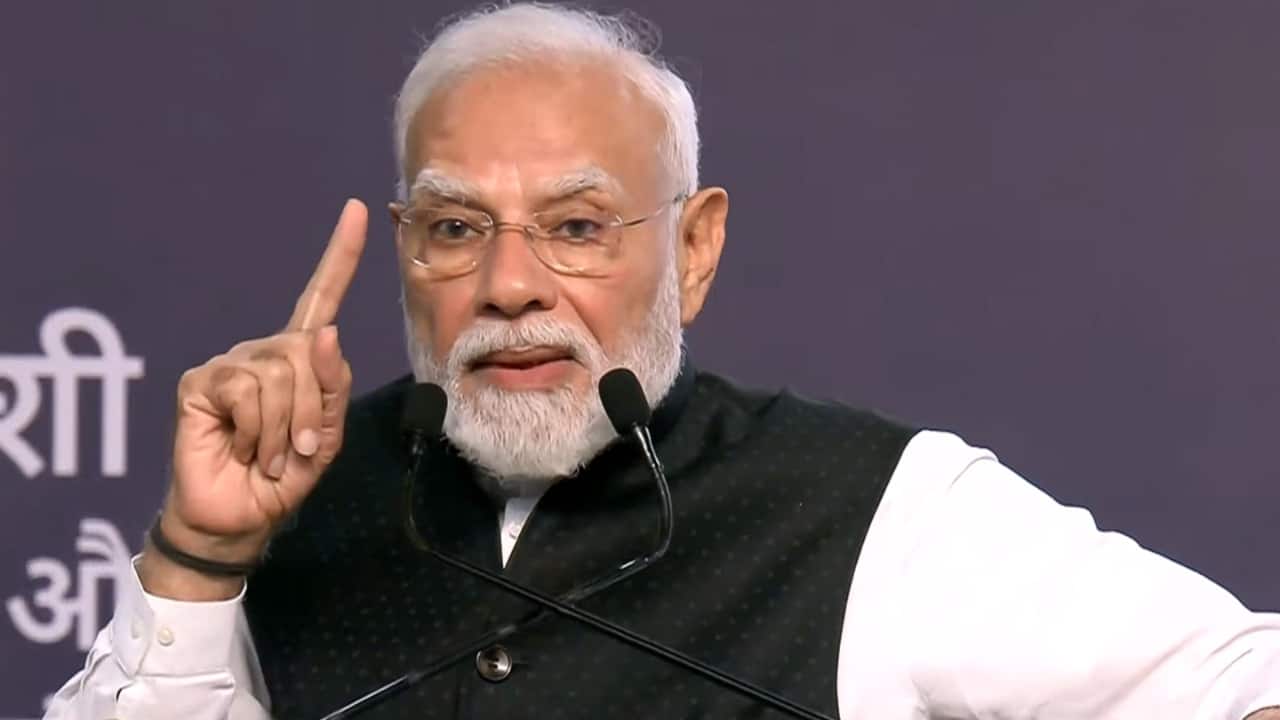 From `Naraz Fufa` jibe to `Jhooth ki goonj` swipe: Top quotes from PM Modi`s speech at SRCC