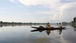 First-ever International Film Festival marks return to Bollywood’s favourite paradise Kashmir