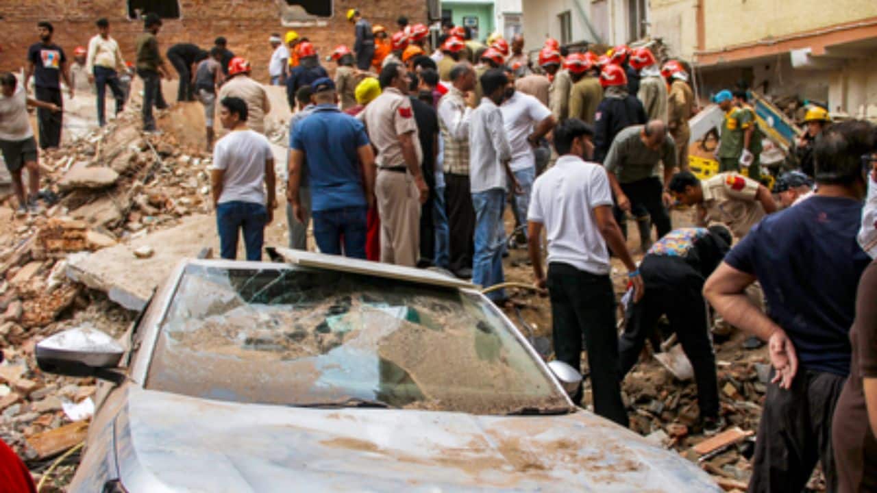 Delhi building collapse: MCD orders sealing of illegal buildings above four floors