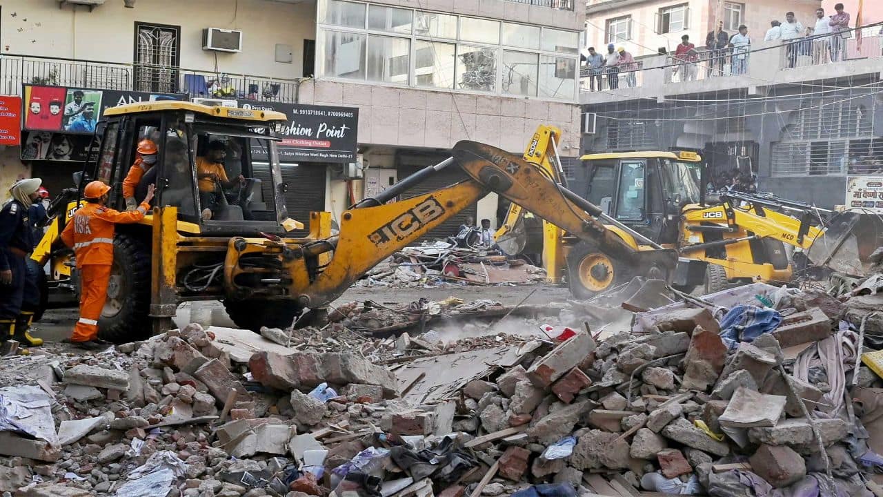 Delhi building collapse: 27-hour rescue, 7 deaths and 3 arrests – what happened so far