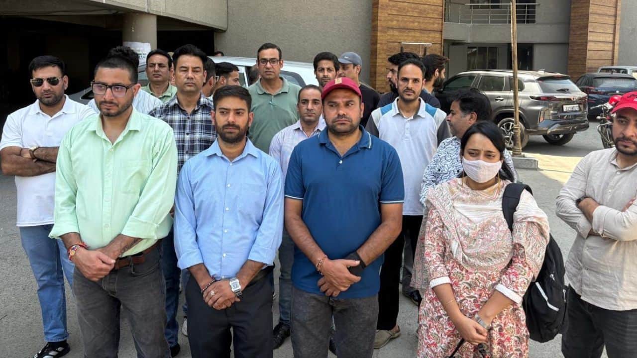 `Give us keys or we go on hunger strike`: Kashmiri Pandit hold silent protest in Srinagar, demand secure housing amid LeT terror threats
