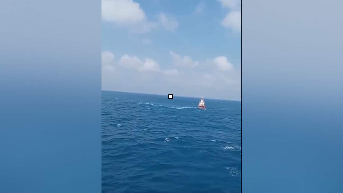 Indonesian ship with over 240 passengers went missing, lost contact in Java Sea, search underway