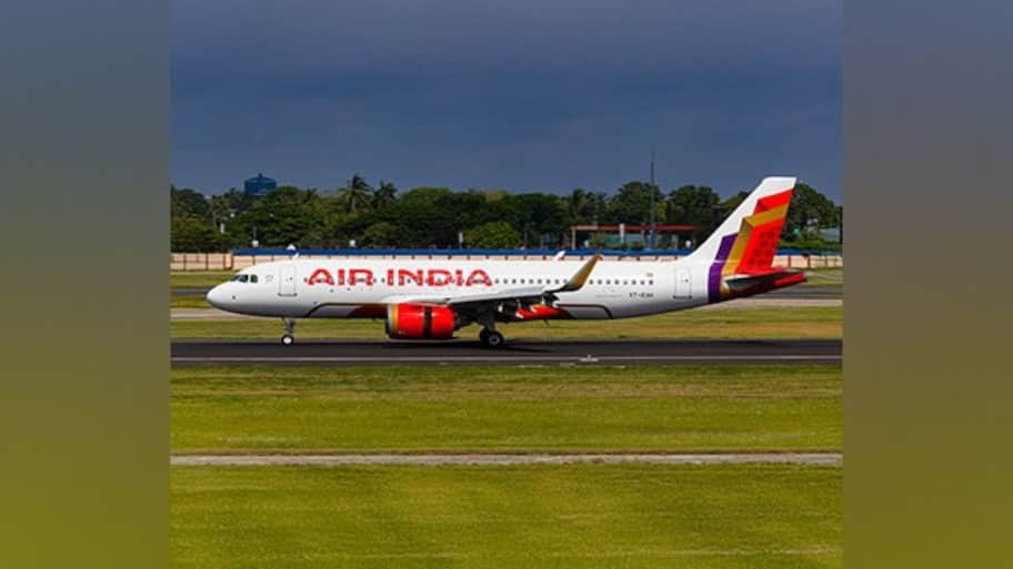 Bhopal-Delhi Air India flight makes an emergency landing at Jaipur ...