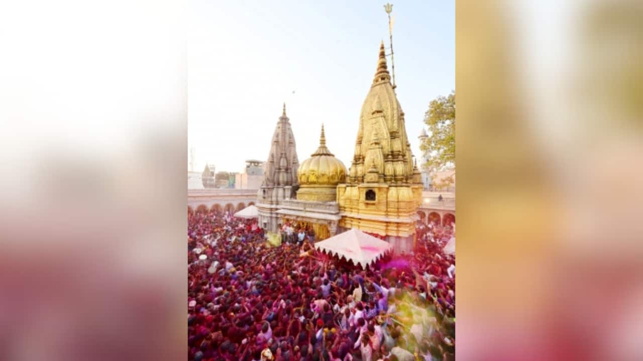 Varanasi court registers complaint against Kashi Vishwanath Temple SDM over alleged misbehaviour with devotees