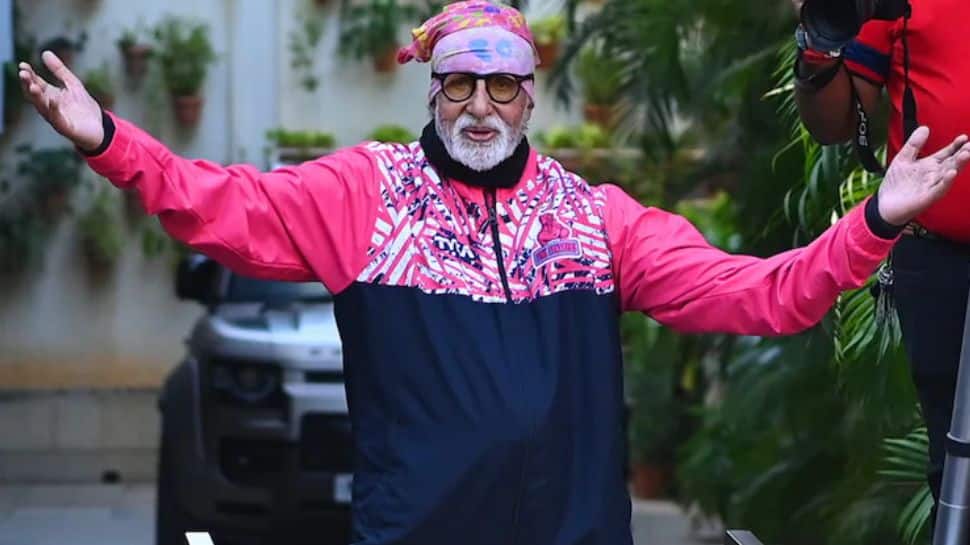 Amitabh Bachchan reveals why some of his iconic pauses were actually forgotten lines