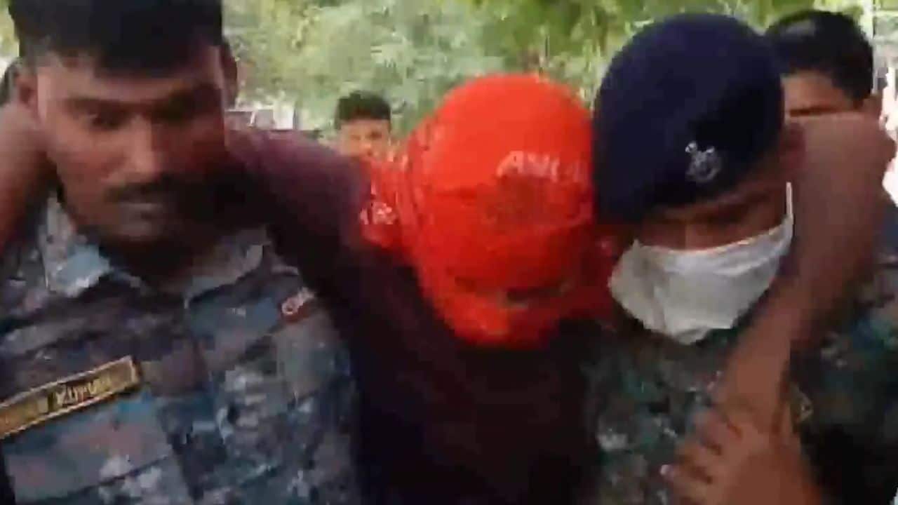 Bihar: Prime accused in Jamui`s minor girl harassment case shot in the leg during police encounter