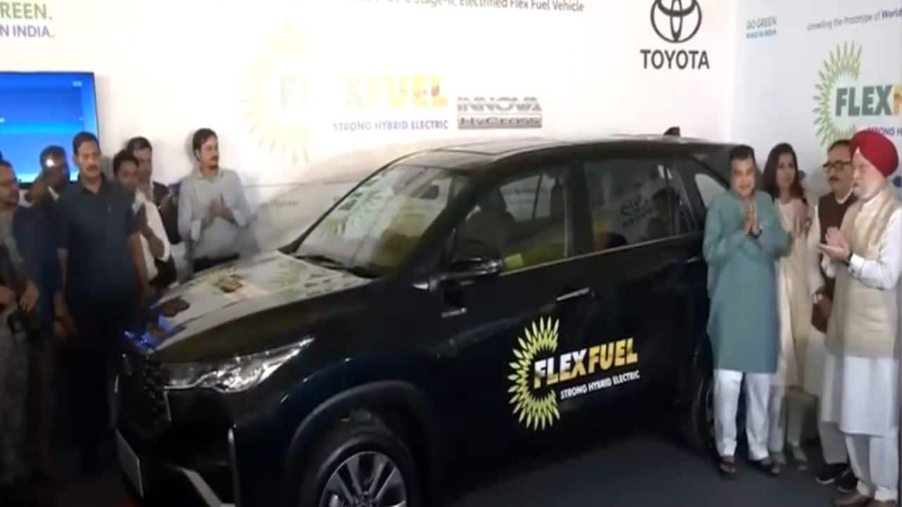 Gadkari: 100% Ethanol Cars May Launch in October