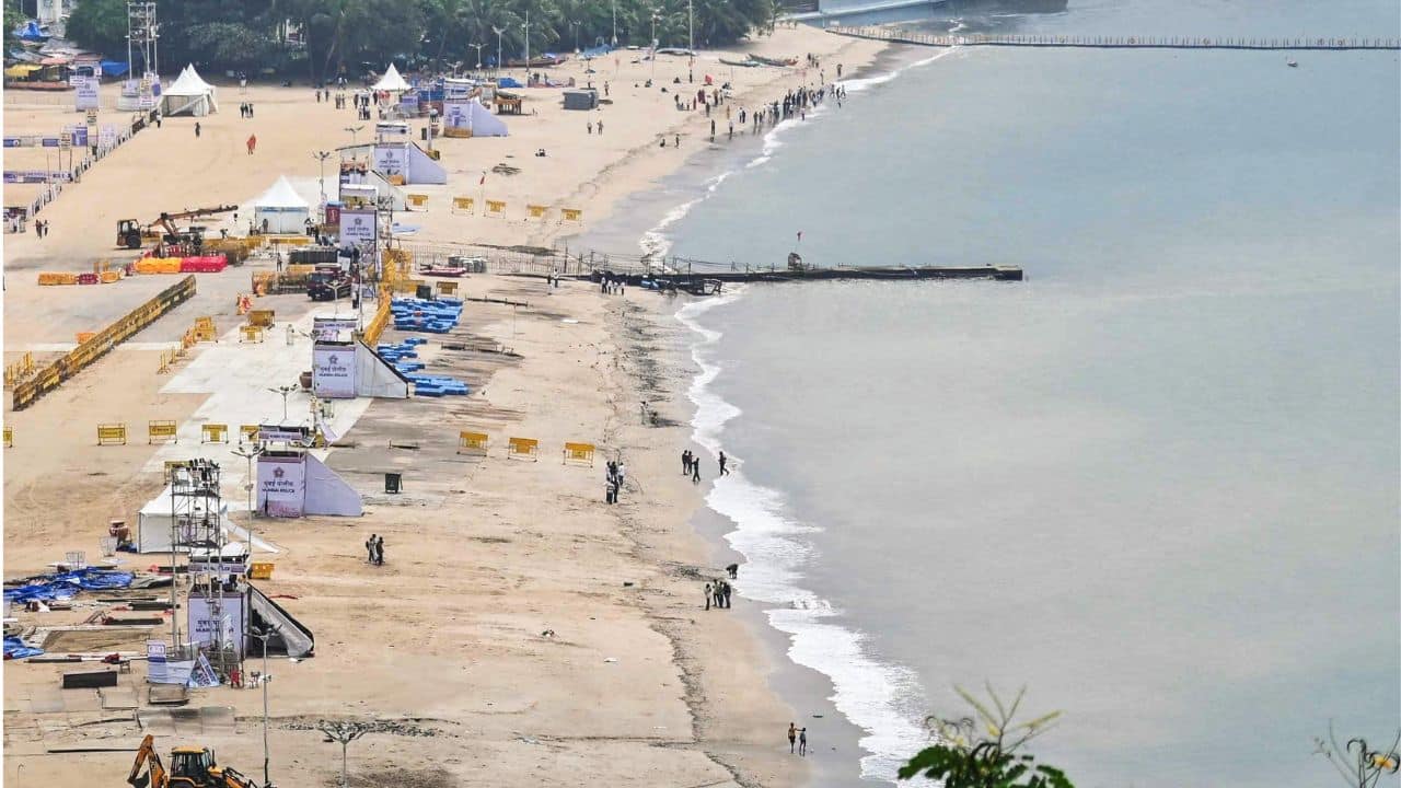 Eight Pune Students Drown at Diveagar Beach on Picnic