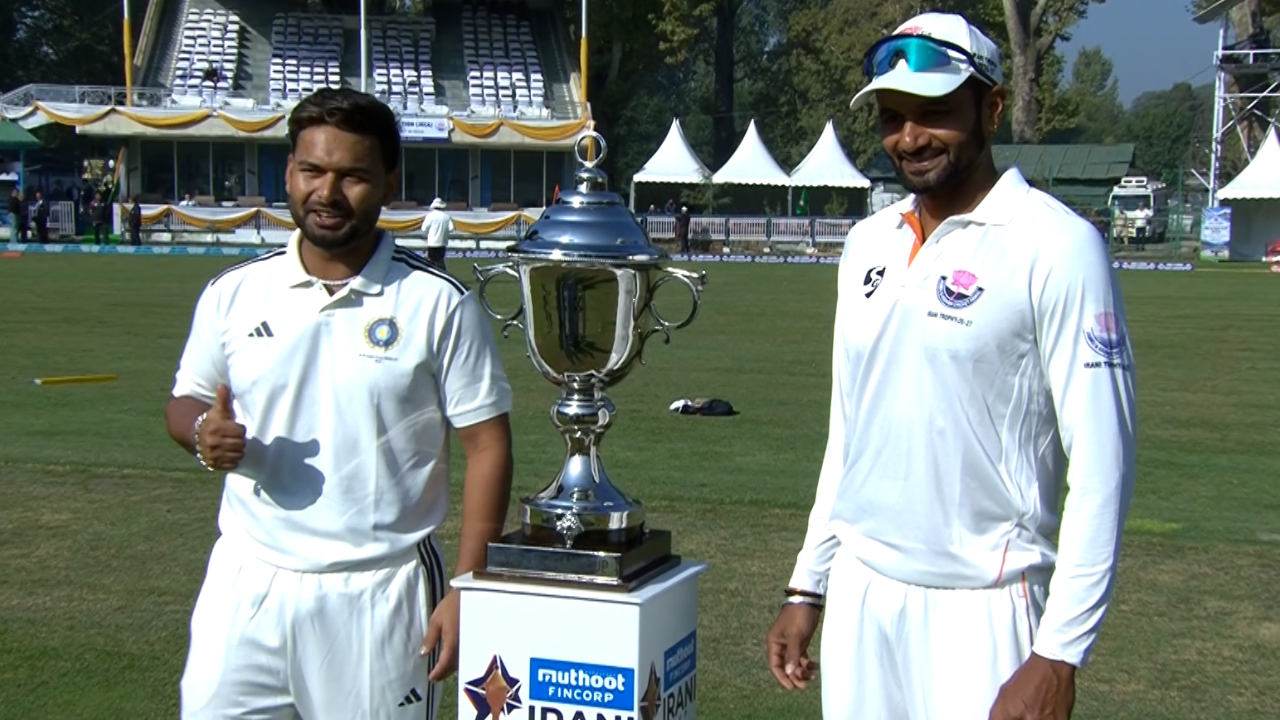 Irani Cup, Day 1: Rest of India reduce J&K to 21/2 at stumps after getting bowled out for 237 | Cricket News Irani Cup, Day 1: Rest of India reduce J&K to 21/2 at stumps after getting bowled out for 237 | Cricket News