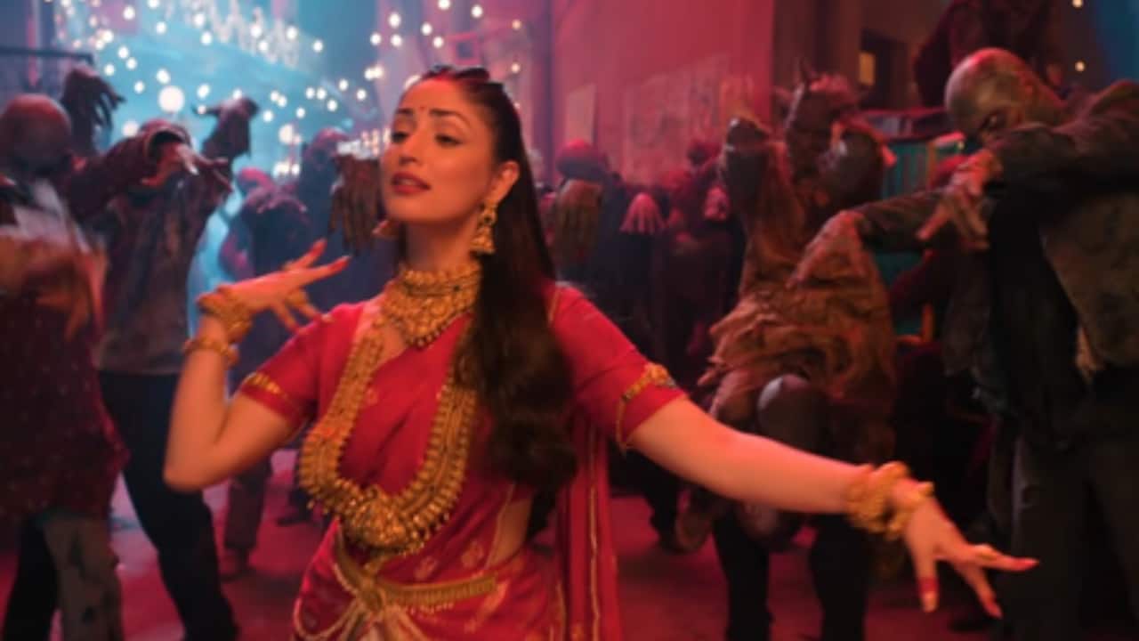 Yami Gautam Leads Zombie Dance Party in 'Phata Patakha'
