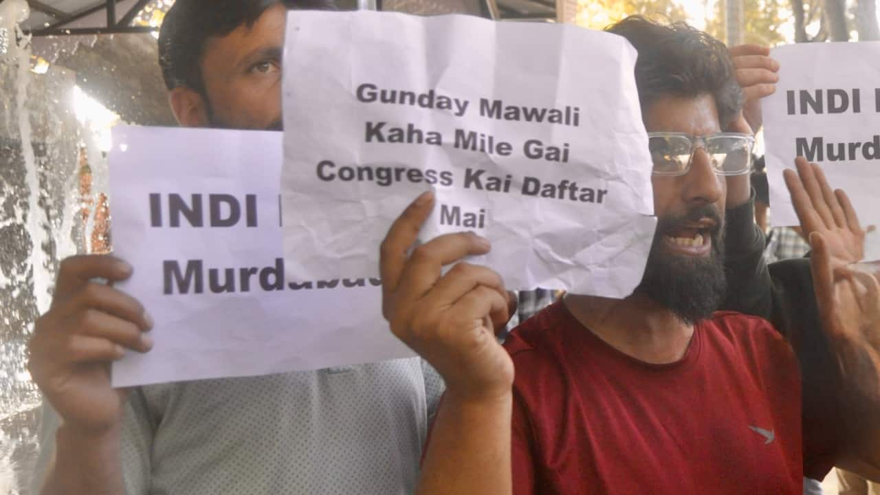 Kashmiri youths protest in Srinagar over Faheem Nazir’s assault, demand FIR against Rahul Gandhi
