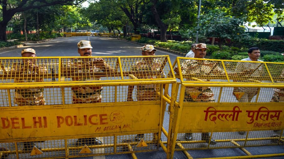 From Paris to Delhi: When students take to the streets, should a ...